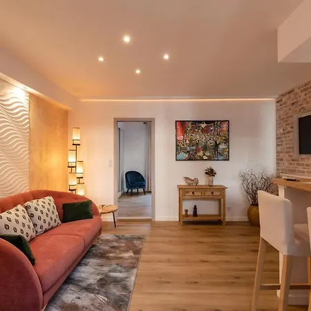 Apartman Romantic Day - Luxury Flat - Historic Centre !