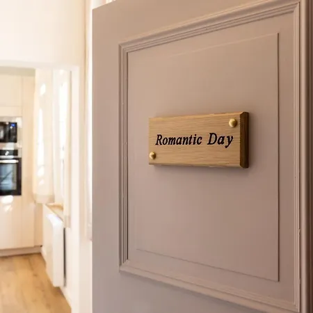 Romantic Day - Luxury Flat - Historic Centre ! Apartman *