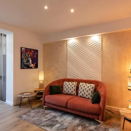 Apartman Romantic Day - Luxury Flat - Historic Centre !